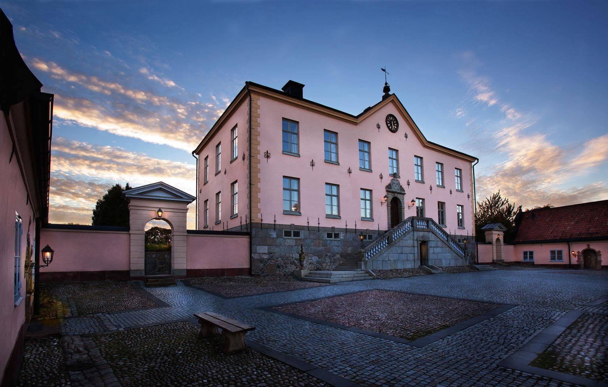 Отель Hesselby Slott Стокгольм Экстерьер фото